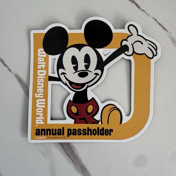NEW! Walt Disney World Mickey Mouse Annual Passholder Magnet  original authentic - Picture 2 of 3